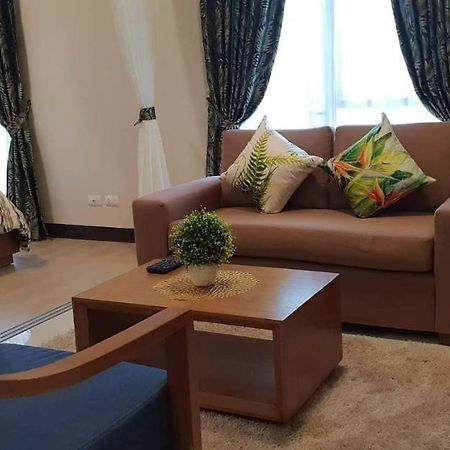 Ferienwohnung Mactan Newtown Deluxe Island Breeze Lapu-Lapu City Exterior foto