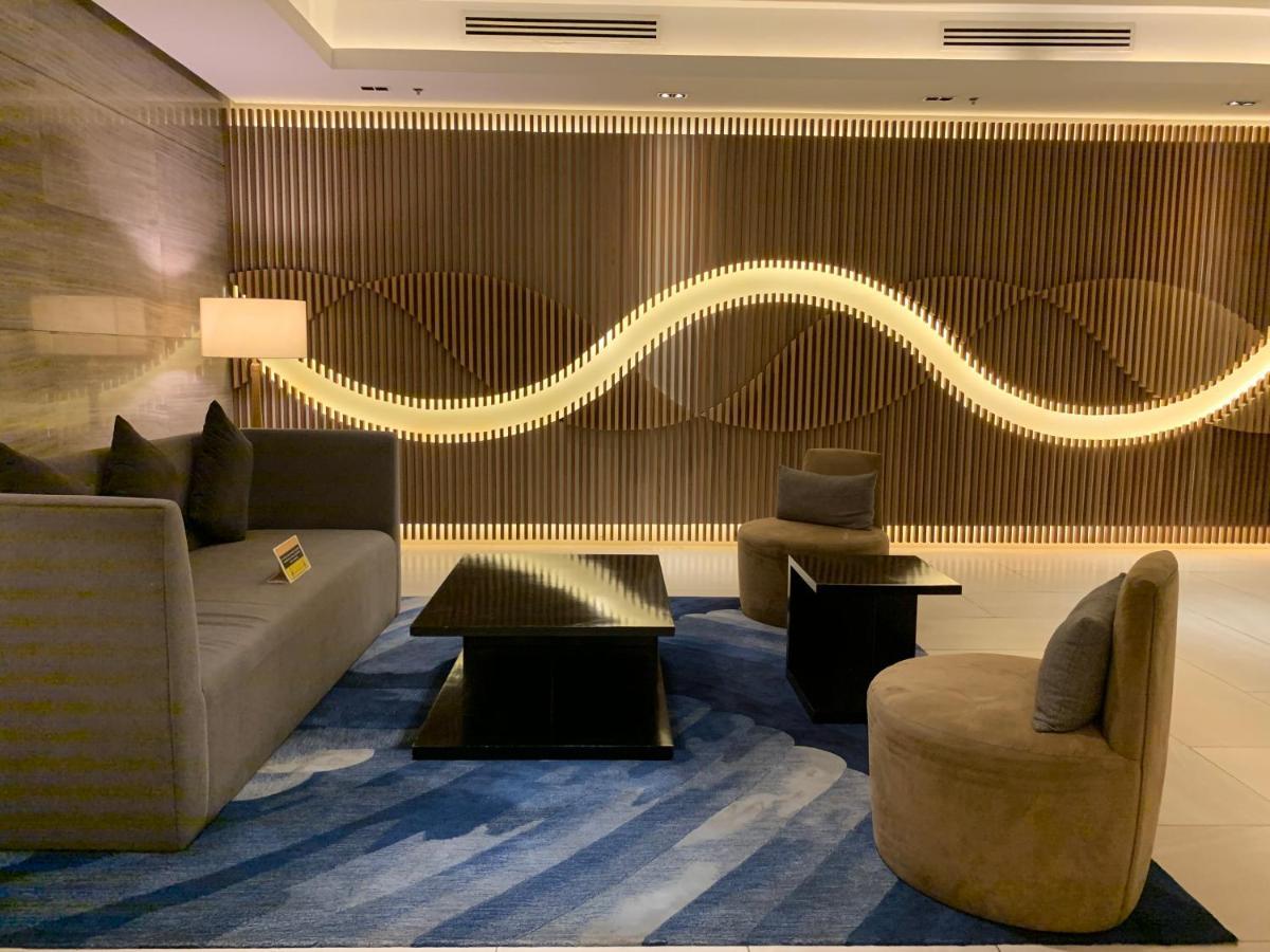 Ferienwohnung Mactan Newtown Deluxe Island Breeze Lapu-Lapu City Exterior foto