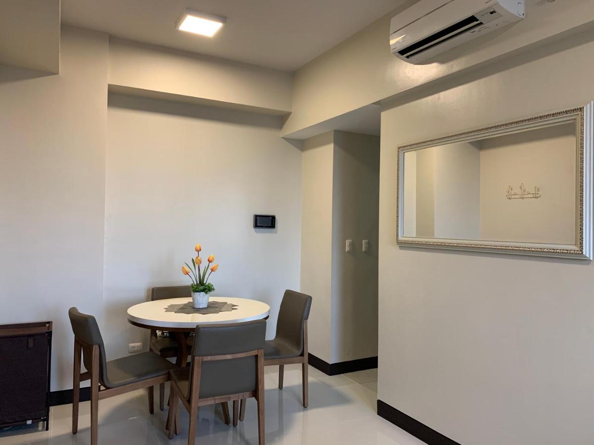 Ferienwohnung Mactan Newtown Deluxe Island Breeze Lapu-Lapu City Exterior foto