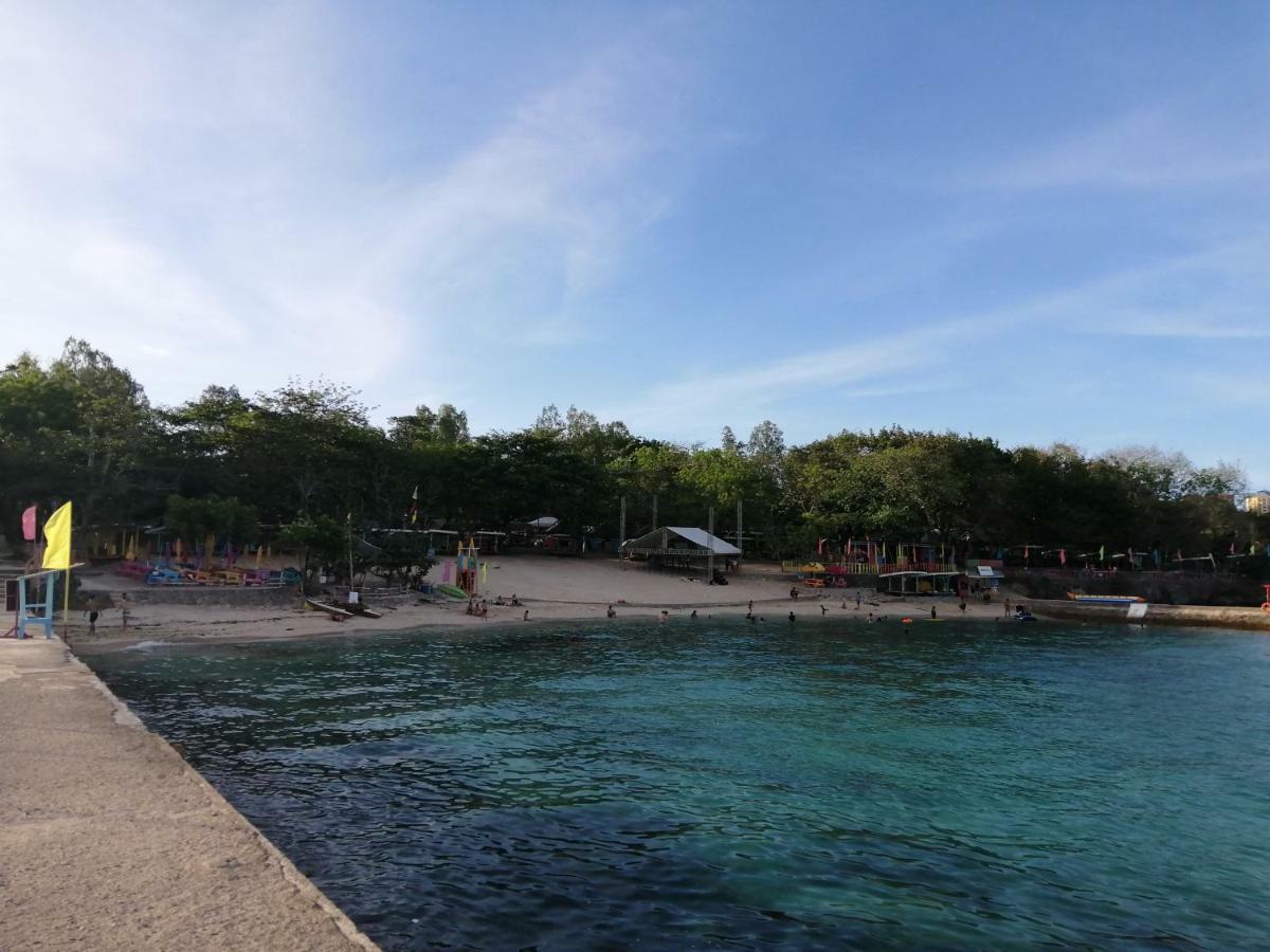 Ferienwohnung Mactan Newtown Deluxe Island Breeze Lapu-Lapu City Exterior foto