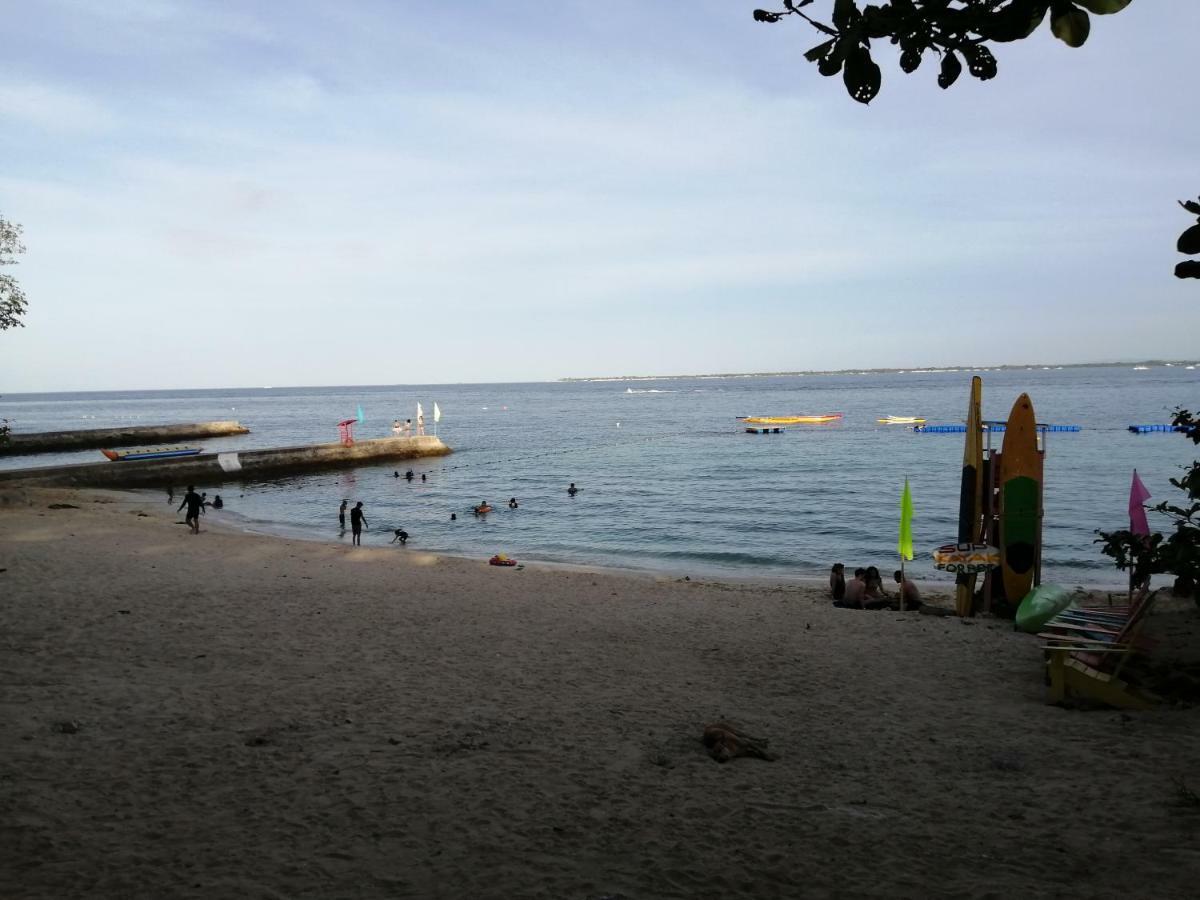 Ferienwohnung Mactan Newtown Deluxe Island Breeze Lapu-Lapu City Exterior foto