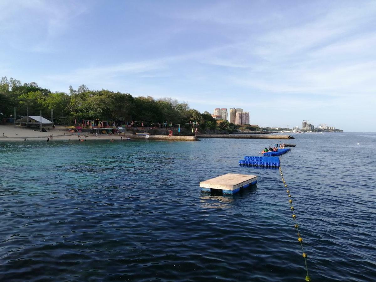 Ferienwohnung Mactan Newtown Deluxe Island Breeze Lapu-Lapu City Exterior foto