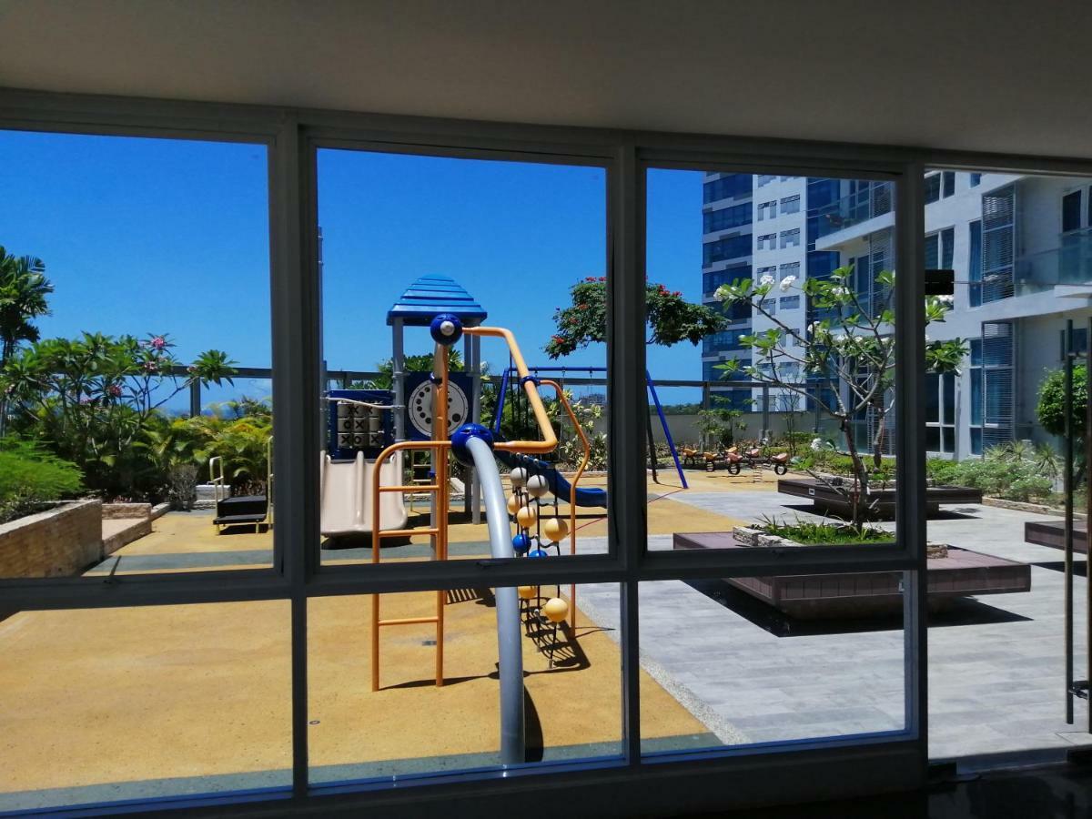 Ferienwohnung Mactan Newtown Deluxe Island Breeze Lapu-Lapu City Exterior foto